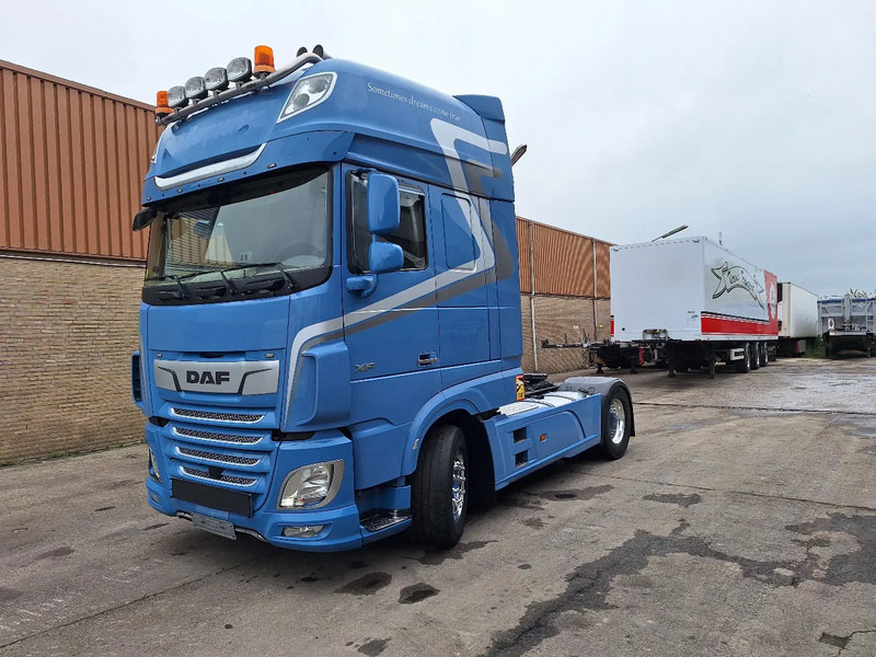 DAF XF 530 XF 530 - Tracteur routier: photos 1 DAF XF 530 XF 530 - Tracteur routier: photos 1