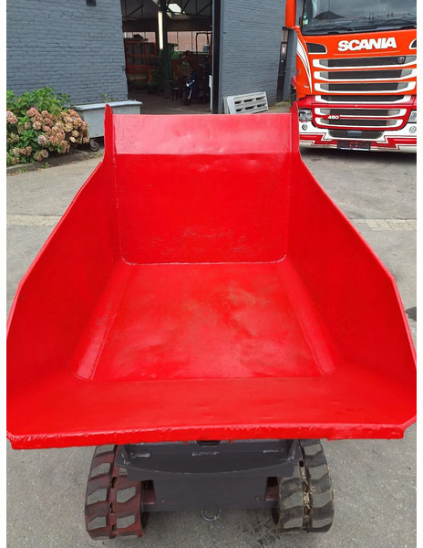 Yanmar C08 - Mini tombereau: photos 5 Yanmar C08 - Mini tombereau: photos 5