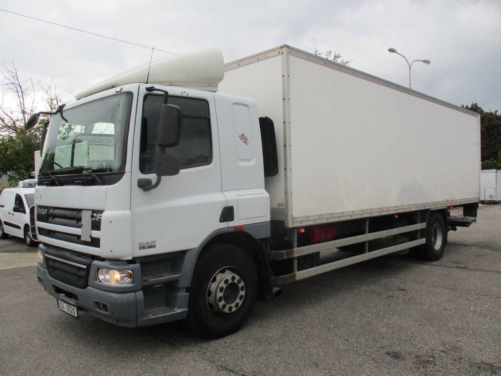 DAF  CF 75.310 - Camion fourgon: photos 1 DAF  CF 75.310 - Camion fourgon: photos 1