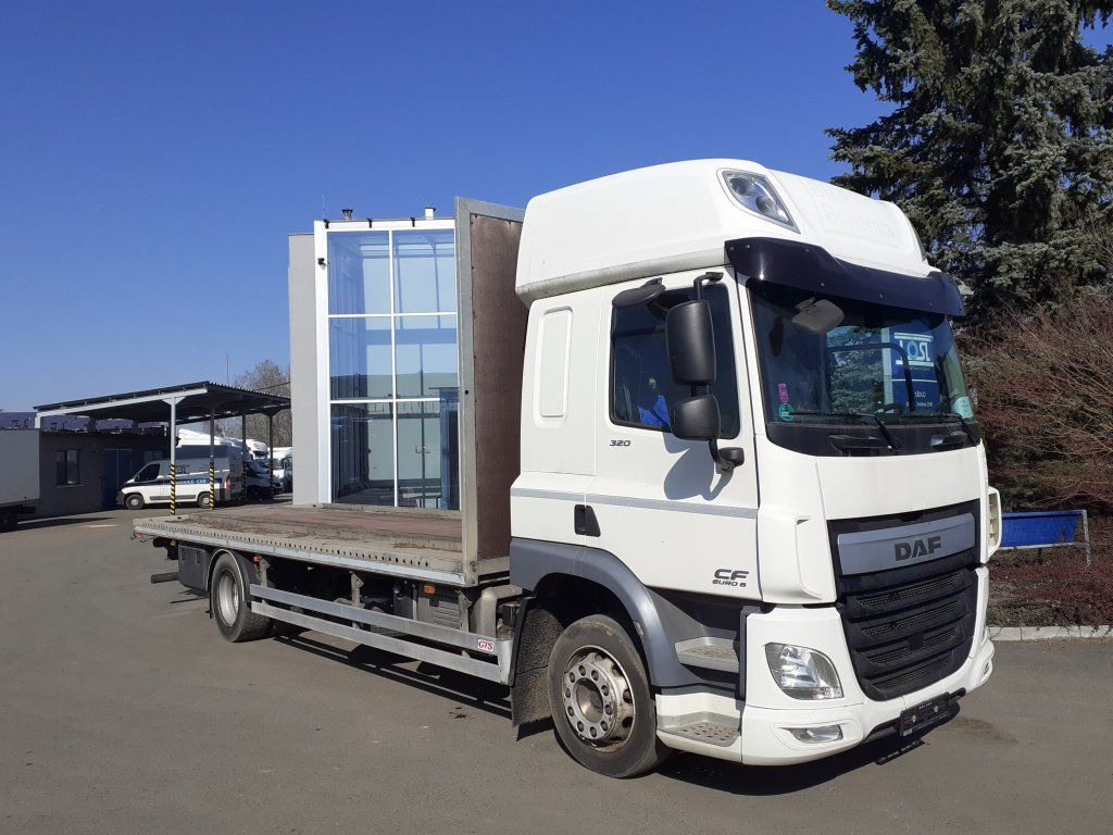 DAF CF320 EURO 6 - Camion plateau: photos 4 DAF CF320 EURO 6 - Camion plateau: photos 4
