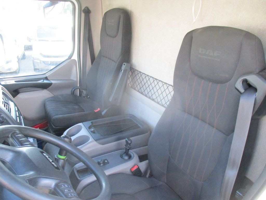 Camion frigorifique DAF LF 18.260: photos 13
