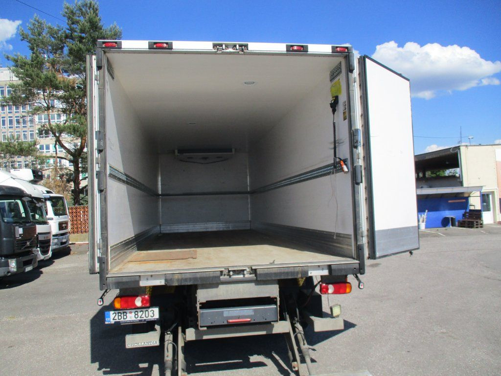 Camion frigorifique DAF LF 18.260 Xarios 600: photos 9