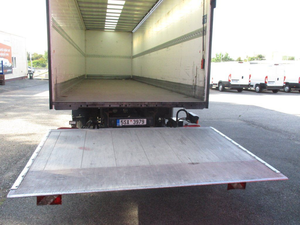 Camion fourgon DAF LF 18.290: photos 8