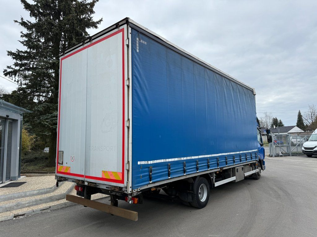 DAF LF220 EURO 6 - Camion à rideaux coulissants: photos 4 DAF LF220 EURO 6 - Camion à rideaux coulissants: photos 4