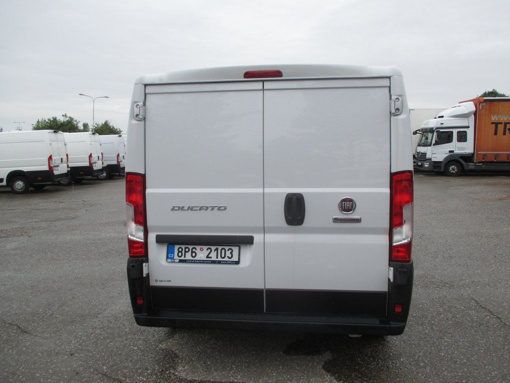 Fiat Ducato L1H1 - Fourgon utilitaire: photos 5 Fiat Ducato L1H1 - Fourgon utilitaire: photos 5