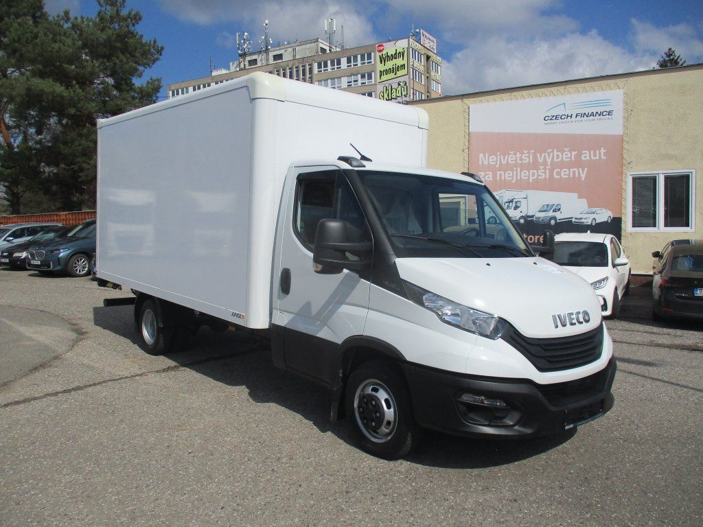 Iveco 35C16 Daily,2.3L Palfinger - Fourgon grand volume: photos 3 Iveco 35C16 Daily,2.3L Palfinger - Fourgon grand volume: photos 3