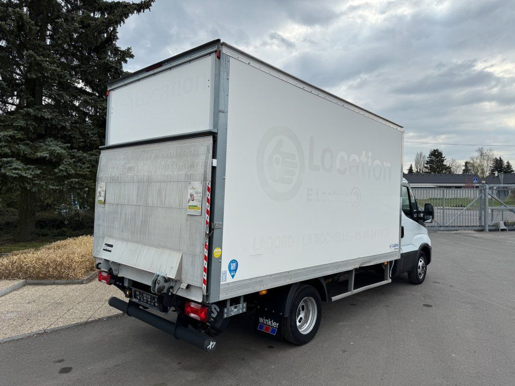 Iveco 35C16 Daily 3,0l - Fourgon grand volume: photos 3 Iveco 35C16 Daily 3,0l - Fourgon grand volume: photos 3