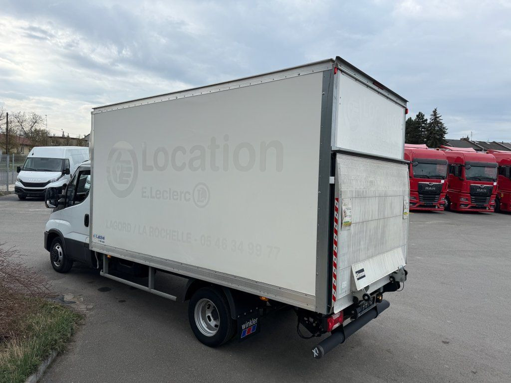 Iveco 35C16 Daily 3,0l - Fourgon grand volume: photos 4 Iveco 35C16 Daily 3,0l - Fourgon grand volume: photos 4