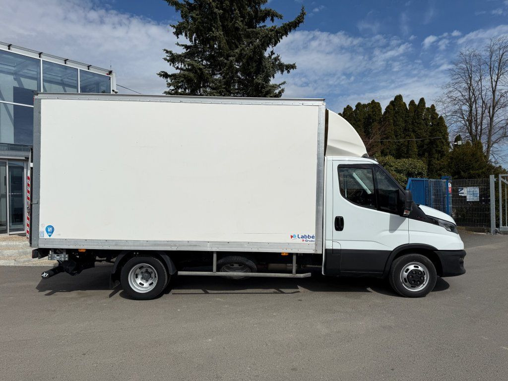Iveco 35C16 Daily - Fourgon grand volume: photos 3 Iveco 35C16 Daily - Fourgon grand volume: photos 3