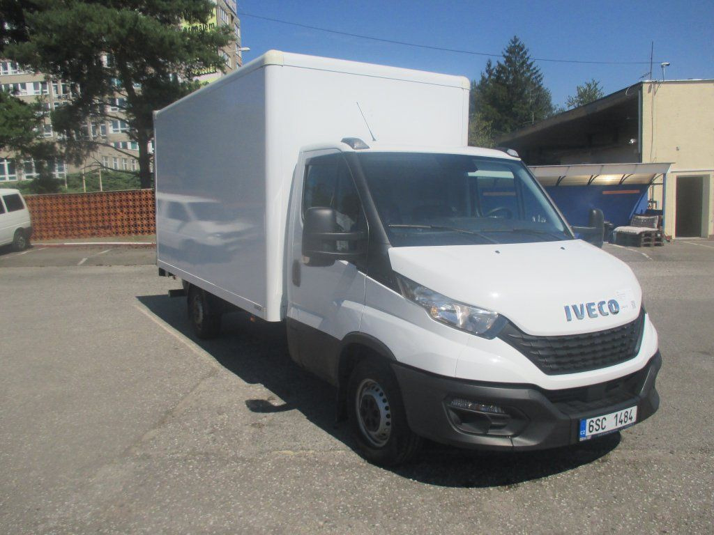 Iveco 35S16 Daily EURO 6 - Fourgon utilitaire: photos 4 Iveco 35S16 Daily EURO 6 - Fourgon utilitaire: photos 4