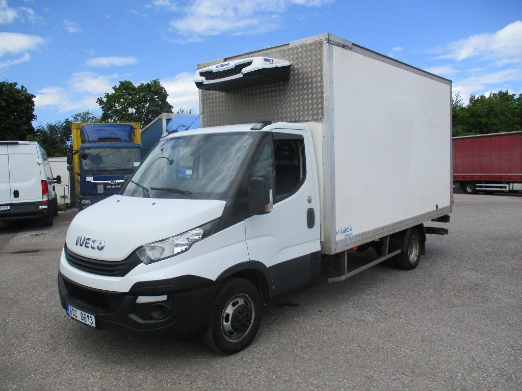 Iveco Daily 35C16 Dhollandia - Utilitaire frigorifique: photos 1 Iveco Daily 35C16 Dhollandia - Utilitaire frigorifique: photos 1