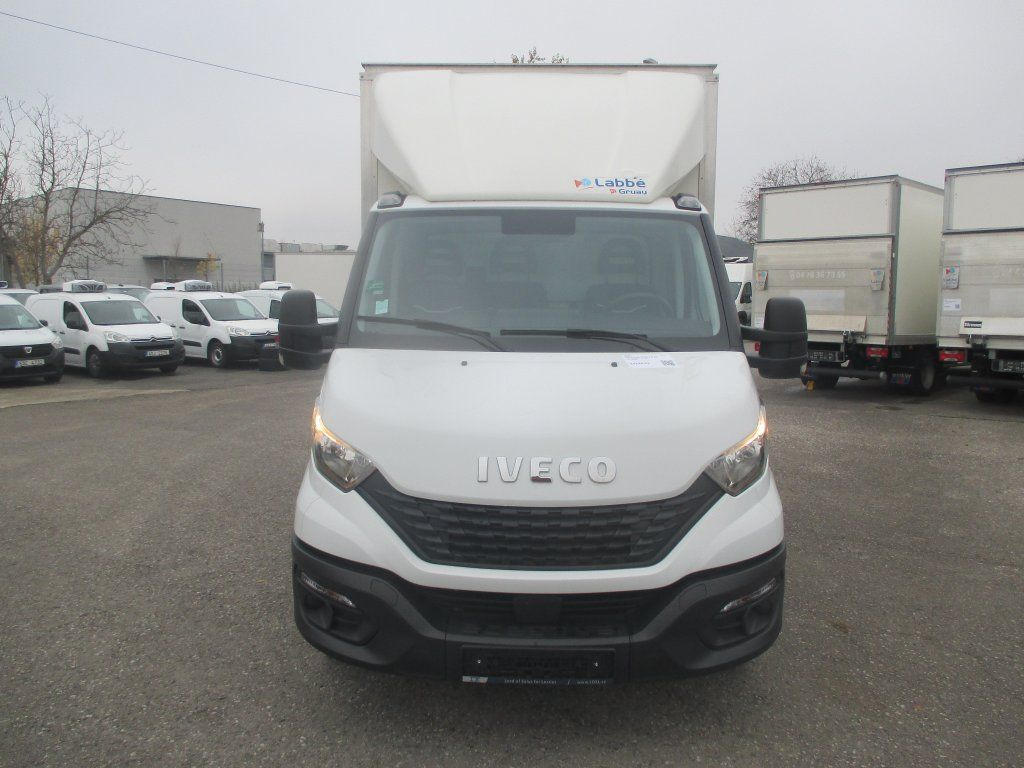 Iveco Daily 35C16 - Fourgon grand volume: photos 2 Iveco Daily 35C16 - Fourgon grand volume: photos 2