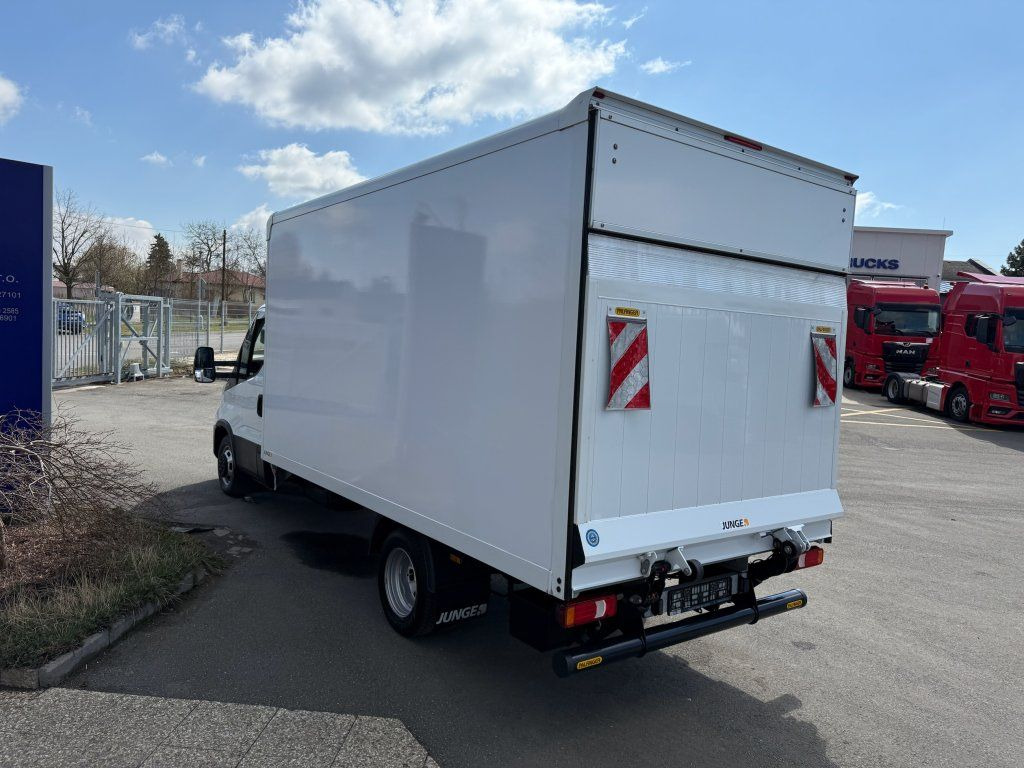 Iveco Daily 35C16 - Fourgon grand volume: photos 5 Iveco Daily 35C16 - Fourgon grand volume: photos 5