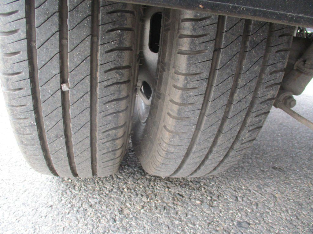 Fourgon grand volume Iveco Daily 35C16: photos 20