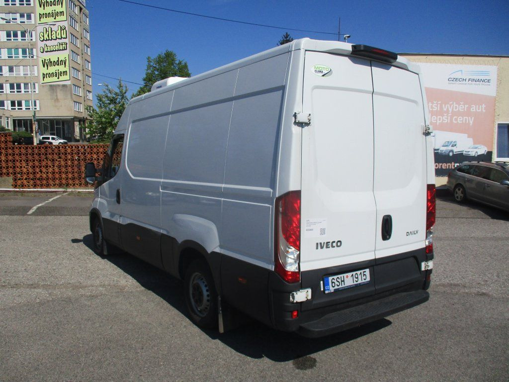 Utilitaire frigorifique Iveco Daily 35S16 2.3L: photos 11