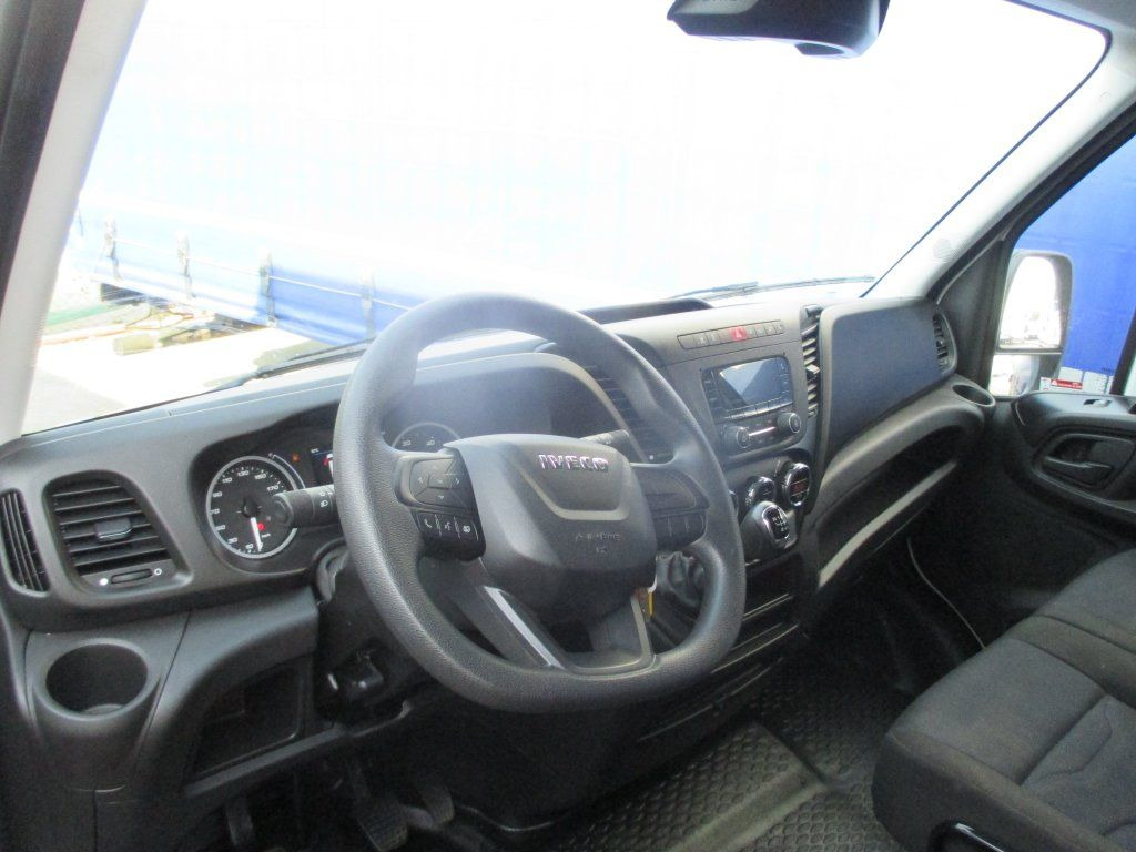 Utilitaire frigorifique Iveco Daily 35S16 2.3L: photos 18