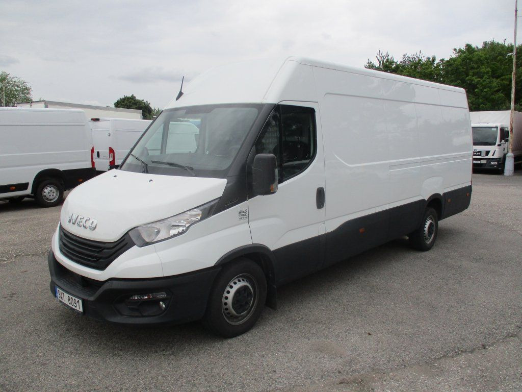 Iveco Daily 35S16 - Fourgon utilitaire: photos 1 Iveco Daily 35S16 - Fourgon utilitaire: photos 1