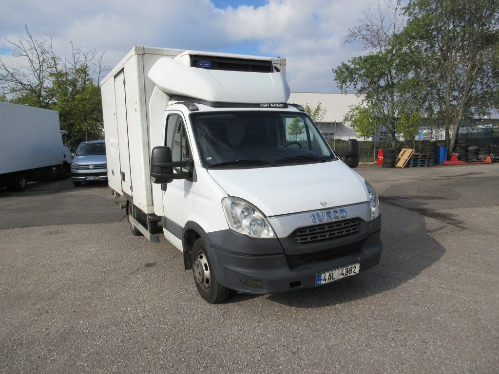Iveco Daily 50C15 - Utilitaire frigorifique: photos 2 Iveco Daily 50C15 - Utilitaire frigorifique: photos 2