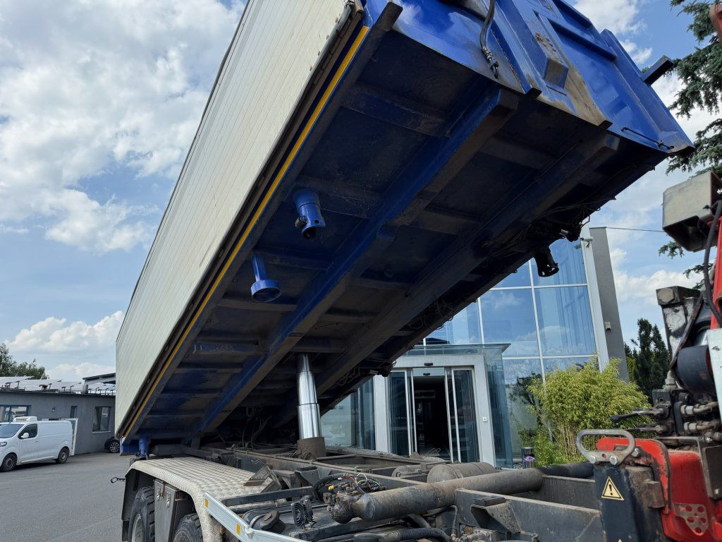 Camion benne Iveco Trakker AD410 T45 8x8 + HMF 1643 Z2: photos 9 Camion benne Iveco Trakker AD410 T45 8x8 + HMF 1643 Z2: photos 9