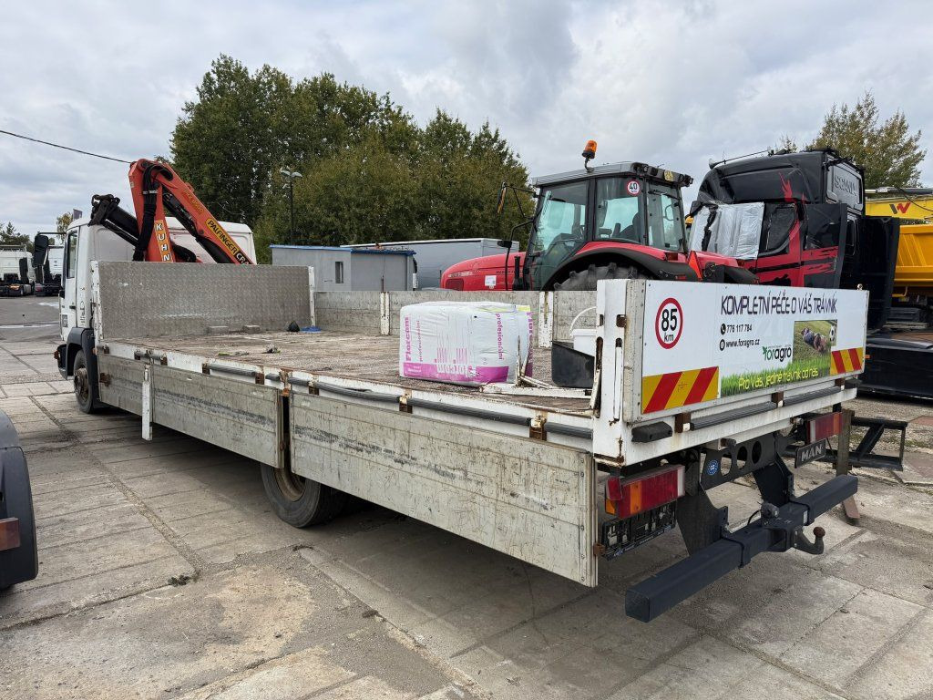 MAN 12.185 EURO 3 Kran UNBEWEGLICH - Camion grue: photos 5 MAN 12.185 EURO 3 Kran UNBEWEGLICH - Camion grue: photos 5
