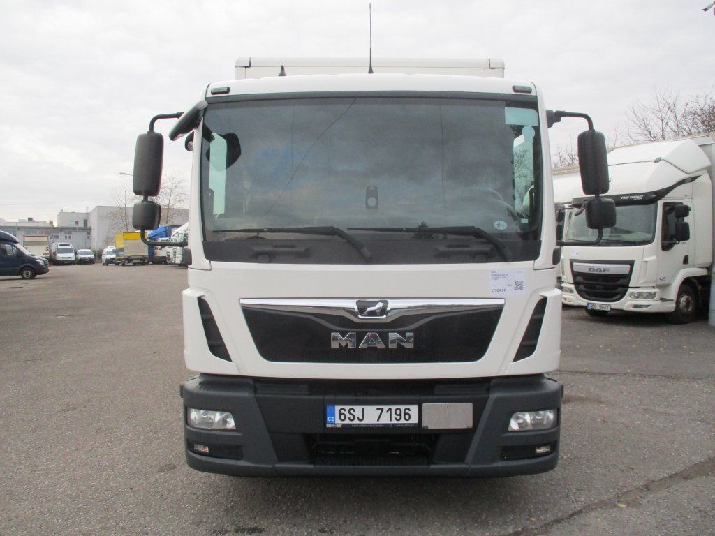 MAN TGL 8.190 - Fourgon grand volume: photos 2 MAN TGL 8.190 - Fourgon grand volume: photos 2