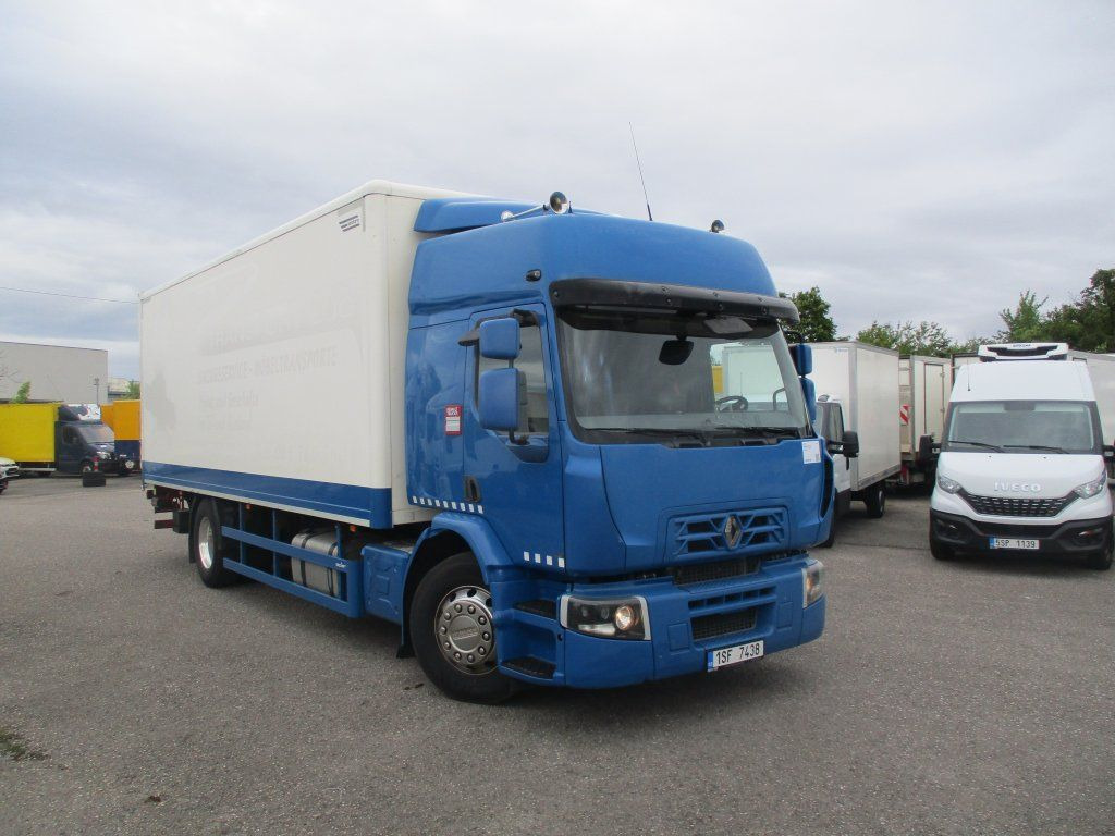 Renault D18, 320 - Camion fourgon: photos 2 Renault D18, 320 - Camion fourgon: photos 2