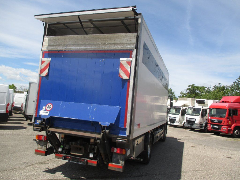 Renault Premium 460 4x2 - Camion frigorifique: photos 4 Renault Premium 460 4x2 - Camion frigorifique: photos 4