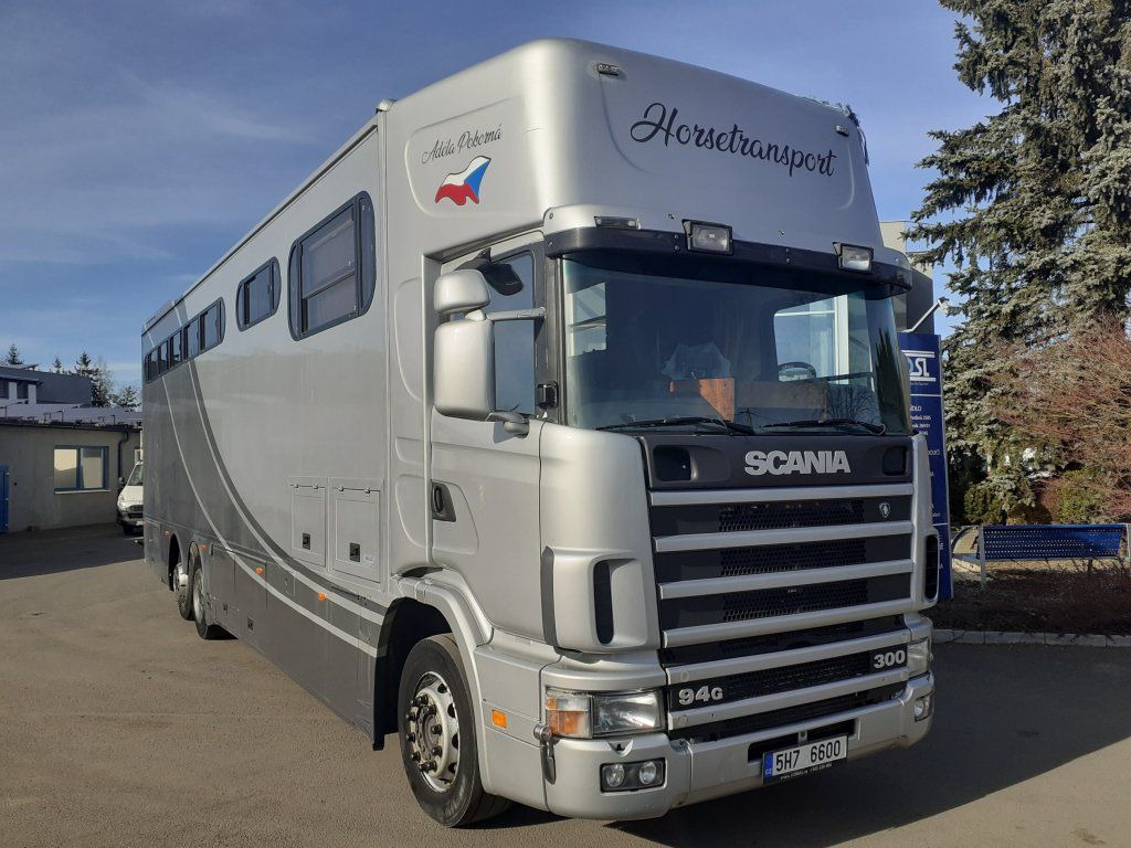 Scania 94G 300 Pferd/Horse-transport (M1 Zulassung) 6x2 - Camion chevaux: photos 3 Scania 94G 300 Pferd/Horse-transport (M1 Zulassung) 6x2 - Camion chevaux: photos 3