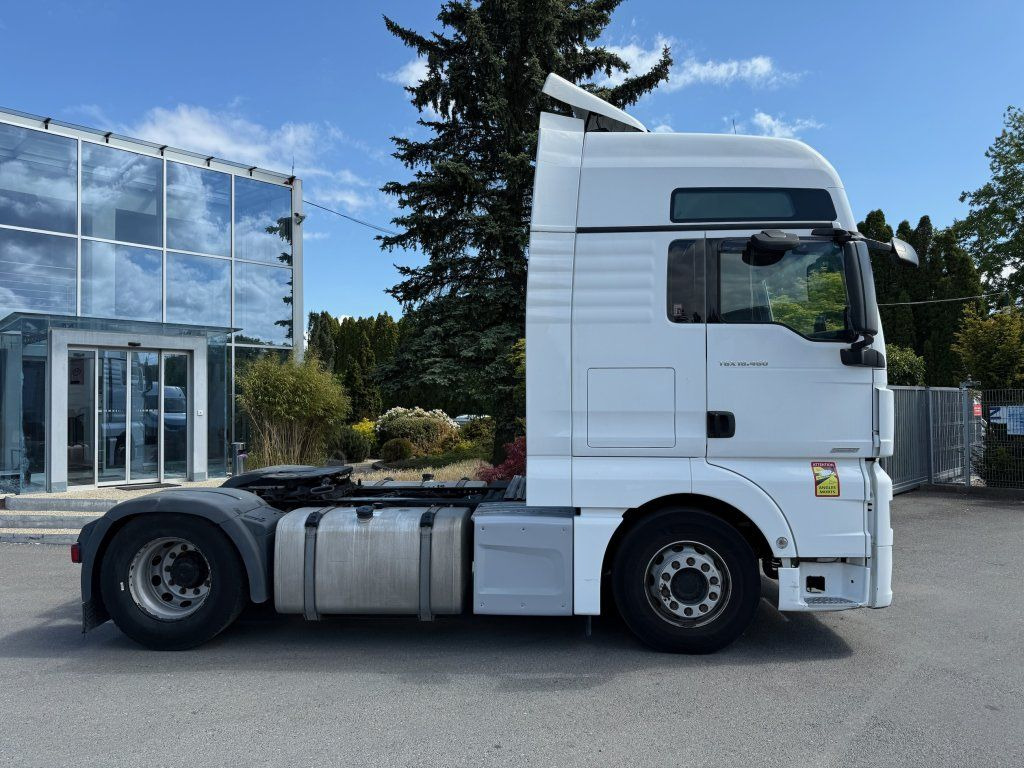 MAN TGX18.460 XXL EURO 6 - Tracteur routier: photos 3 MAN TGX18.460 XXL EURO 6 - Tracteur routier: photos 3