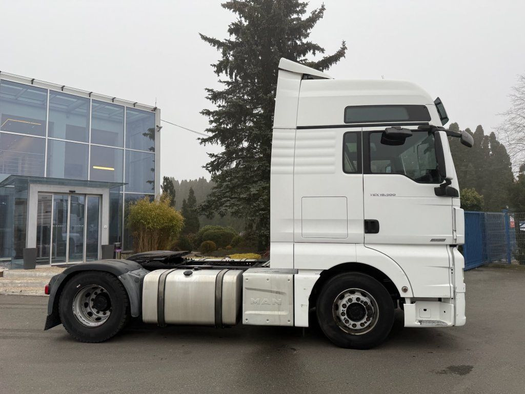 MAN TGX18.500 EURO 6 - Tracteur routier: photos 3 MAN TGX18.500 EURO 6 - Tracteur routier: photos 3