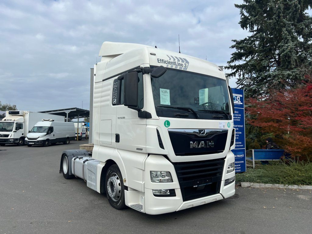 MAN TGX18.500 MEGA/lowdeck - Tracteur routier: photos 2 MAN TGX18.500 MEGA/lowdeck - Tracteur routier: photos 2