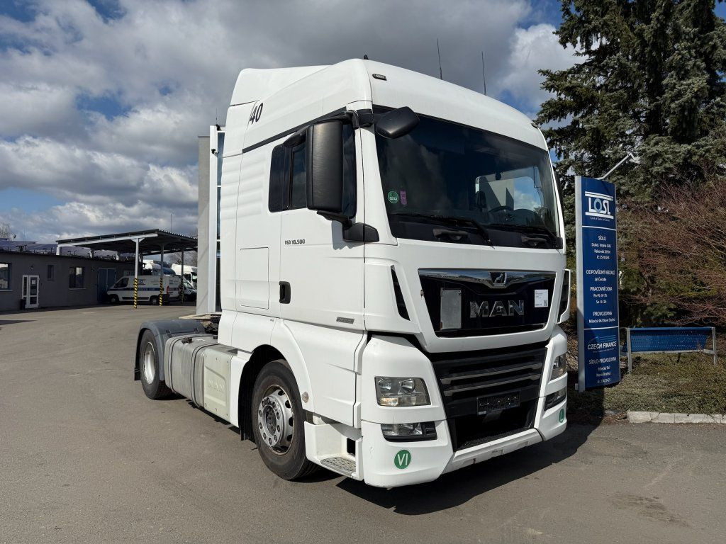 MAN TGX18.500 XLX EURO 6 - Tracteur routier: photos 2 MAN TGX18.500 XLX EURO 6 - Tracteur routier: photos 2