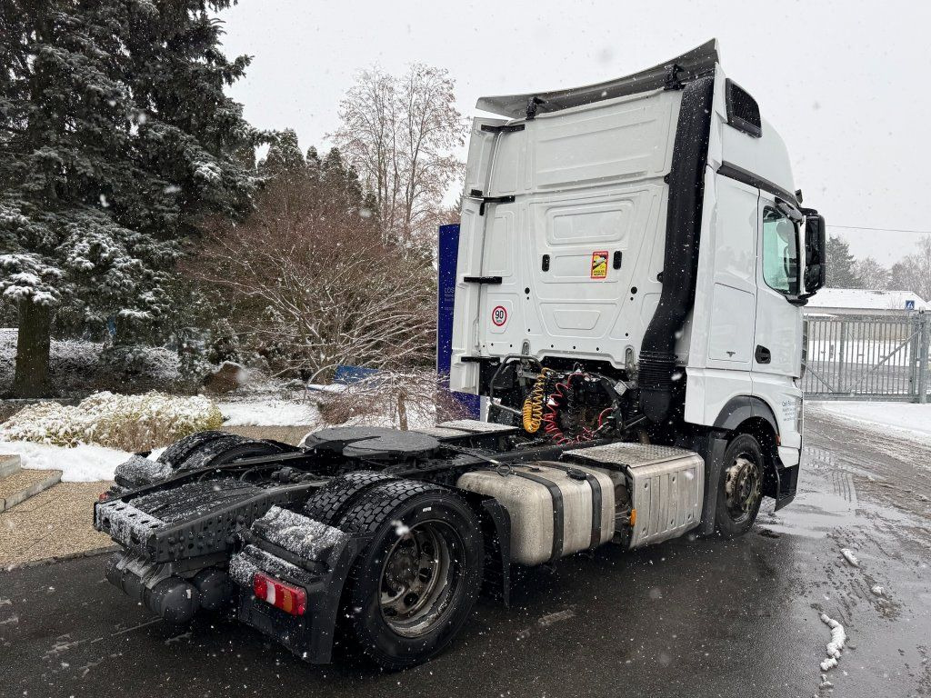 Mercedes-Benz 1845 Actros EURO 6 MEGA/lowdeck Gigaspace - Tracteur routier: photos 4 Mercedes-Benz 1845 Actros EURO 6 MEGA/lowdeck Gigaspace - Tracteur routier: photos 4