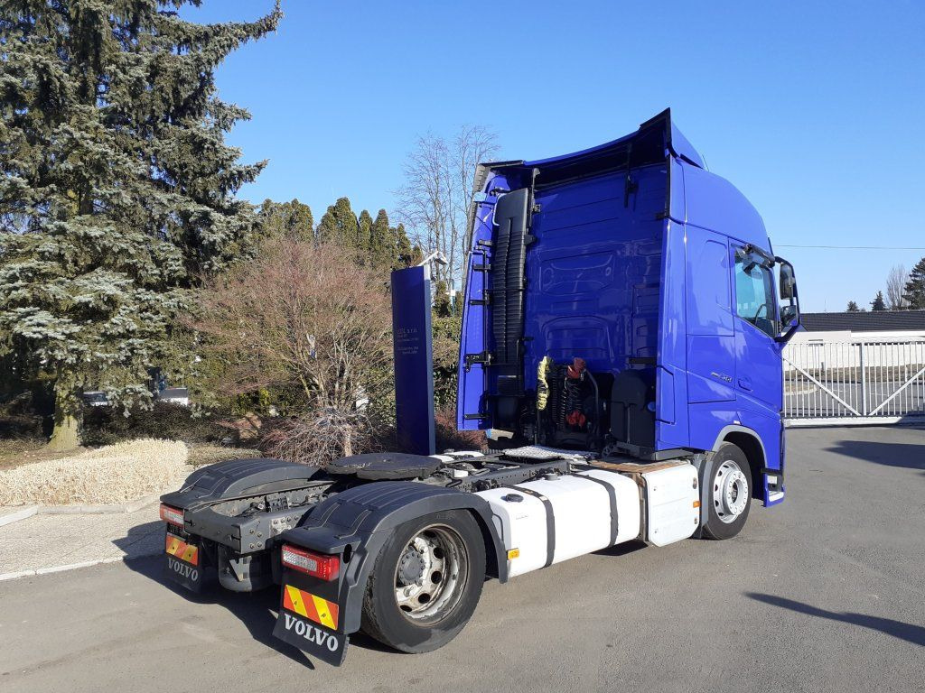 Volvo FH500 Globetrotter EURO 6 MEGA/lowdeck - Tracteur routier: photos 4 Volvo FH500 Globetrotter EURO 6 MEGA/lowdeck - Tracteur routier: photos 4