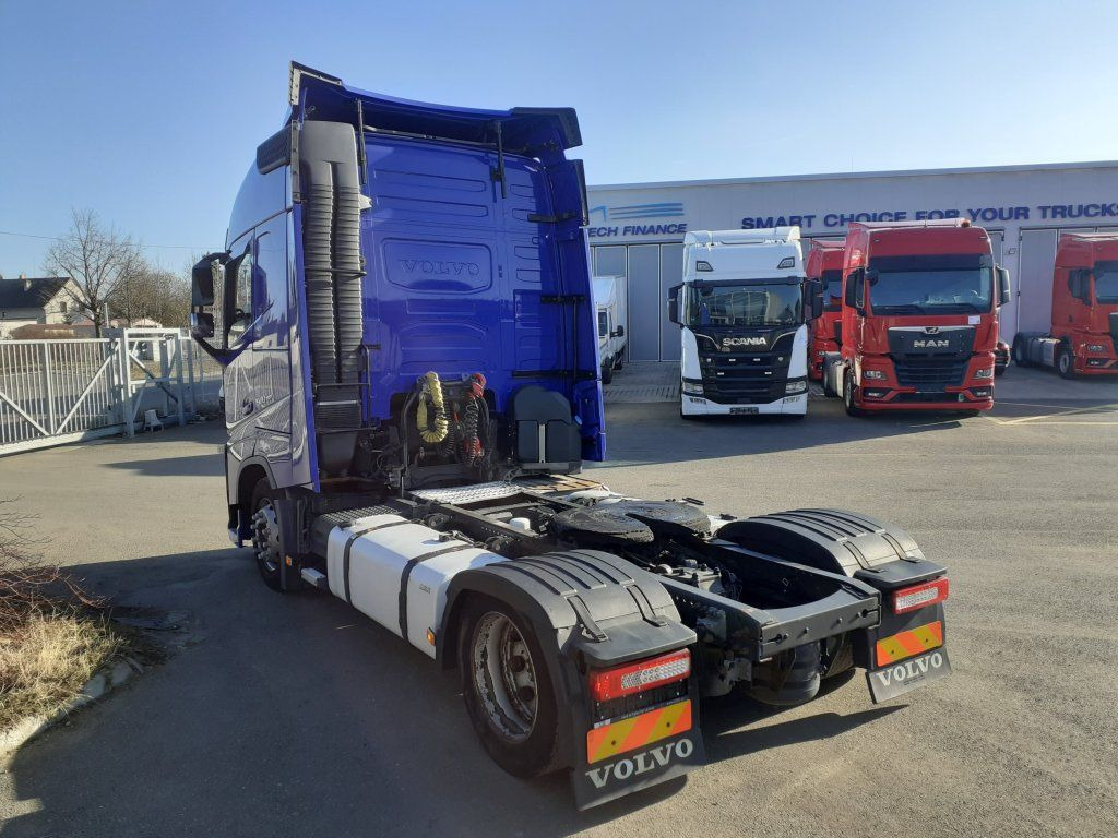 Volvo FH500 Globetrotter EURO 6 MEGA/lowdeck - Tracteur routier: photos 5 Volvo FH500 Globetrotter EURO 6 MEGA/lowdeck - Tracteur routier: photos 5