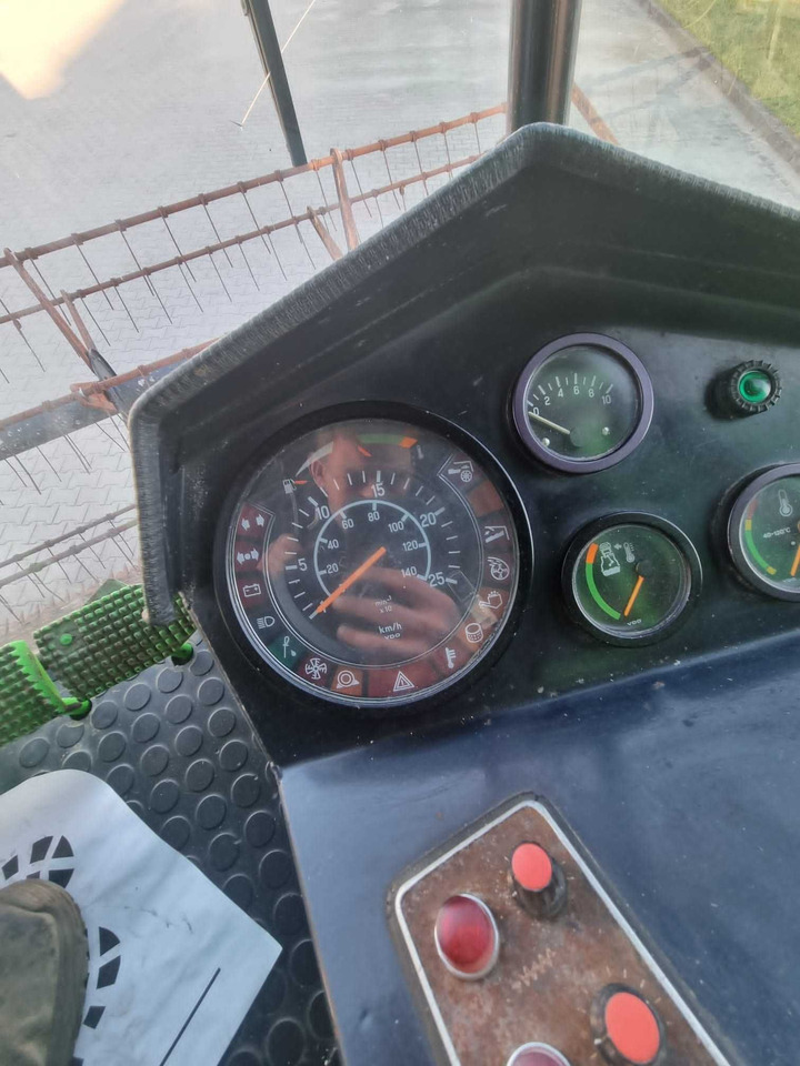 Deutz-Fahr 36.40 - Matériel de récolte: photos 5 Deutz-Fahr 36.40 - Matériel de récolte: photos 5