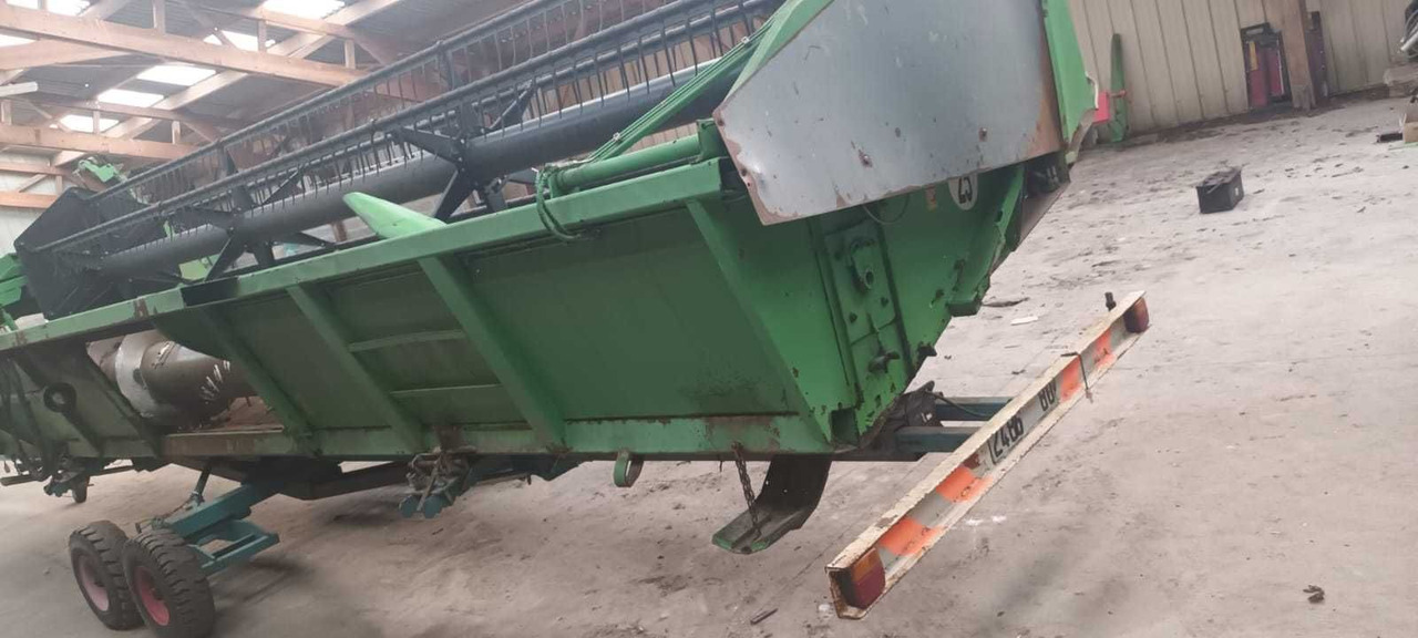 Deutz-Fahr 5690 HTS BALANCE - Matériel de récolte: photos 2 Deutz-Fahr 5690 HTS BALANCE - Matériel de récolte: photos 2