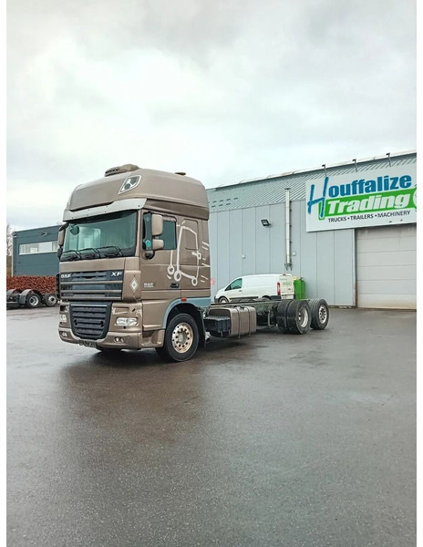 DAF XF 105.510 6x2 - Châssis cabine: photos 2 DAF XF 105.510 6x2 - Châssis cabine: photos 2