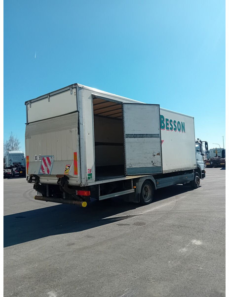 Mercedes-Benz Atego 1222 - Camion fourgon: photos 3 Mercedes-Benz Atego 1222 - Camion fourgon: photos 3