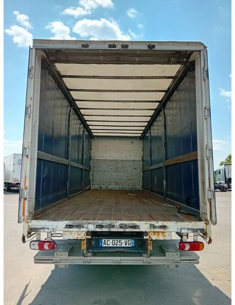 Renault Midlum 280 dxi - Camion à rideaux coulissants: photos 3 Renault Midlum 280 dxi - Camion à rideaux coulissants: photos 3