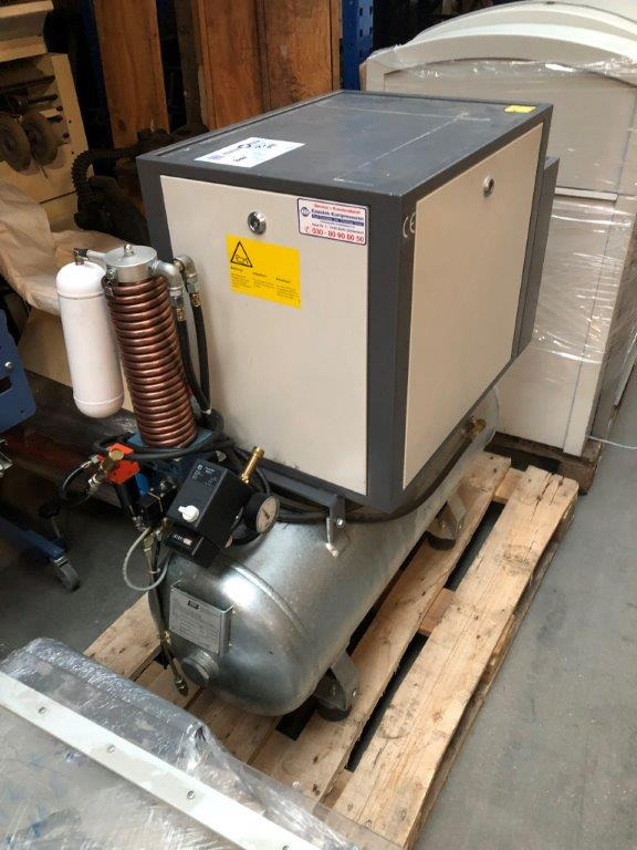 Blitz VXKE 304 - 90 Noise Enclosed Piston Compressor - Compresseur d'air: photos 1 Blitz VXKE 304 - 90 Noise Enclosed Piston Compressor - Compresseur d'air: photos 1