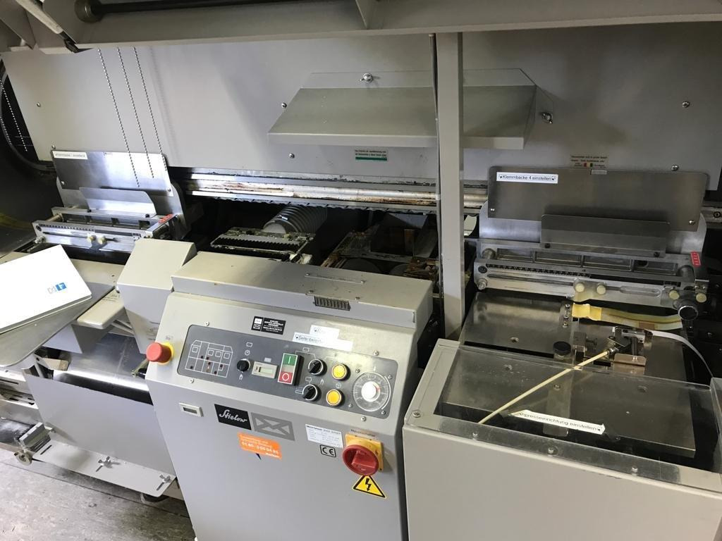 Four Clamp Perfect binder Horizon BQ 440 - Relieuse: photos 3 Four Clamp Perfect binder Horizon BQ 440 - Relieuse: photos 3