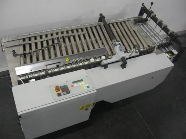 Heidelberg steel mobile, height-adjustable SRT 56 F-re-D inclined roller table (finishing station) - Plieuse de bureau: photos 1 Heidelberg steel mobile, height-adjustable SRT 56 F-re-D inclined roller table (finishing station) - Plieuse de bureau: photos 1