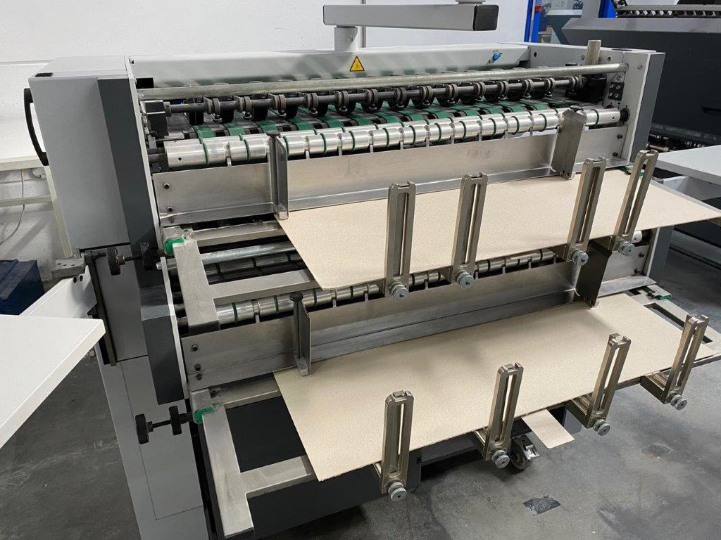 High Capacity Package Delivery Heidelberg Steel Twinstacker TSH-100 - Plieuse de bureau: photos 4 High Capacity Package Delivery Heidelberg Steel Twinstacker TSH-100 - Plieuse de bureau: photos 4