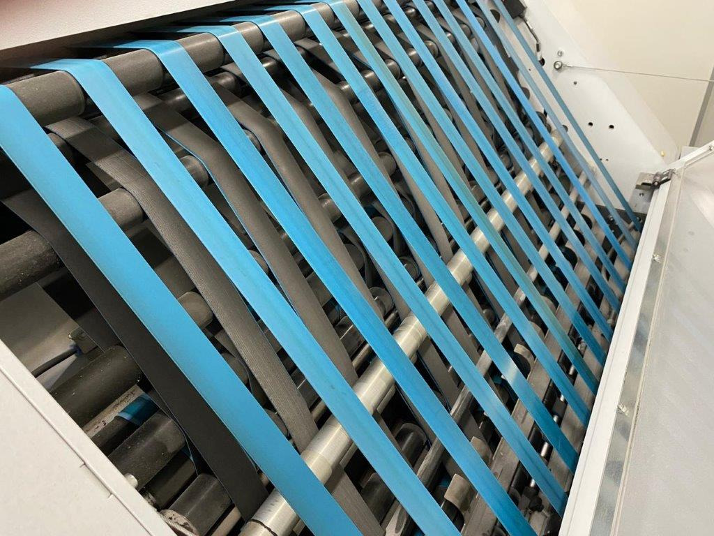 High Capacity Package Delivery Heidelberg Steel Twinstacker TSH-100 - Plieuse de bureau: photos 2 High Capacity Package Delivery Heidelberg Steel Twinstacker TSH-100 - Plieuse de bureau: photos 2