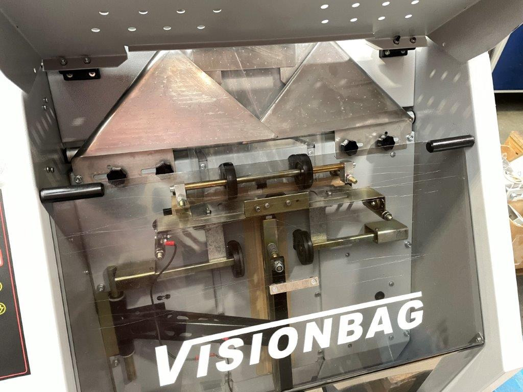 Minipack Torre Visonbag Foil Wrapper - Machine d'emballage et de conditionnement: photos 3 Minipack Torre Visonbag Foil Wrapper - Machine d'emballage et de conditionnement: photos 3
