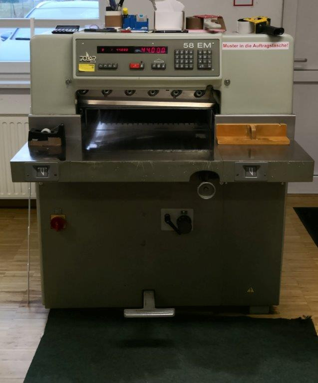Polar 58 EM cutting machine - Massicot: photos 1 Polar 58 EM cutting machine - Massicot: photos 1