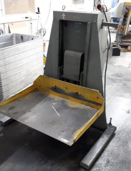 Polar Mohr L 600-W-3 stacking lift with tub - Matériel de magasinage: photos 1 Polar Mohr L 600-W-3 stacking lift with tub - Matériel de magasinage: photos 1