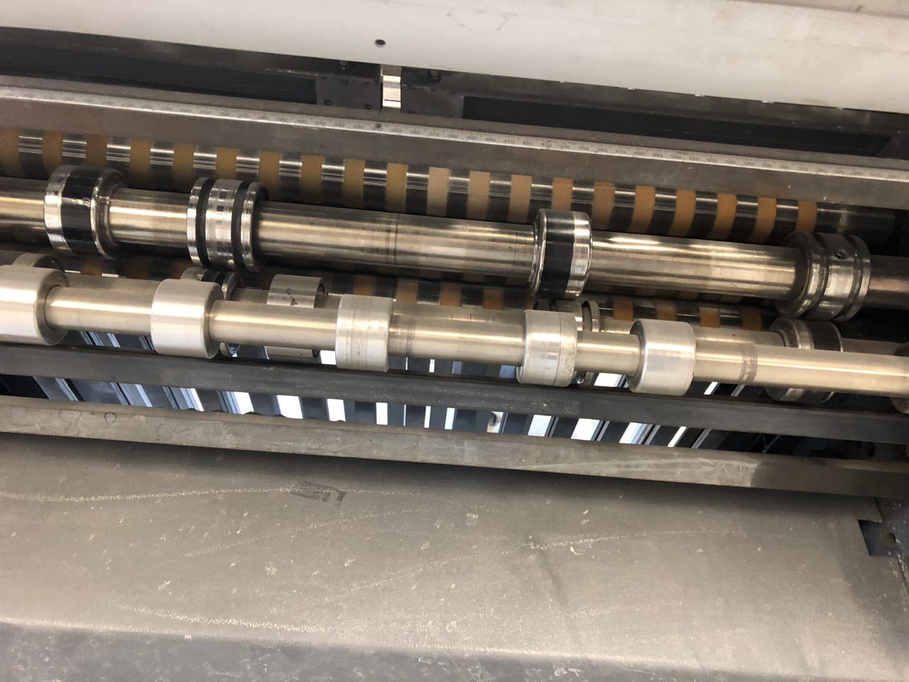Stahlfolder Topline TD 66-4 with DCT control 3.tes buckle plate folder Heidelberg - Plieuse de bureau: photos 2 Stahlfolder Topline TD 66-4 with DCT control 3.tes buckle plate folder Heidelberg - Plieuse de bureau: photos 2