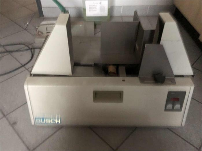 Table bundler Busch TB 24-II from Bj. 2002 - Machine d'emballage et de conditionnement: photos 1 Table bundler Busch TB 24-II from Bj. 2002 - Machine d'emballage et de conditionnement: photos 1